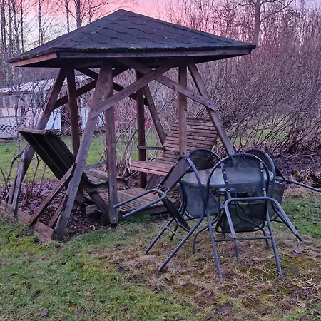 Peaceful Riverside With Sauna Alpehytte
